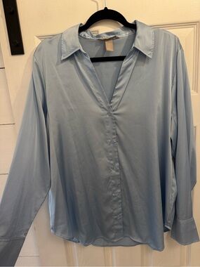 H&M Light Blue Silk V-Neck Long Sleeve Women's Top